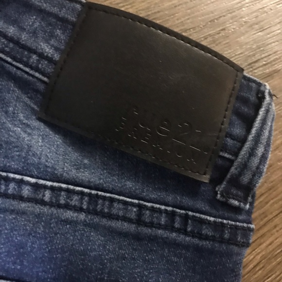 Rue 21 Premium Paint Patches Jeans 26/30 - Picture 5 of 6